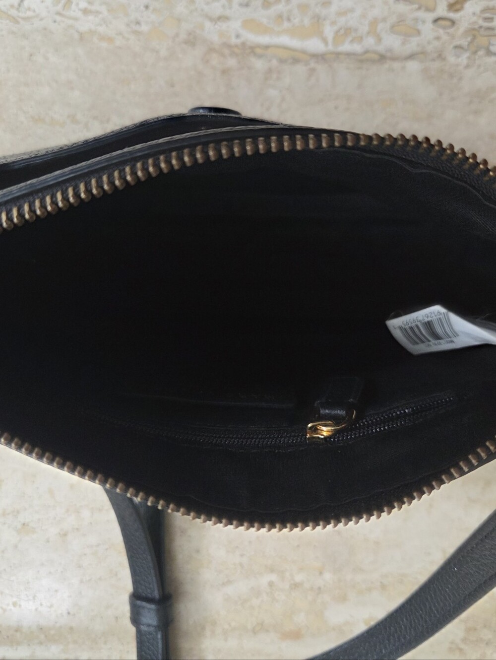 Marc Jacobs Black Pebbled Leather Crossbody with Front Pocket - Picture 5 of 7